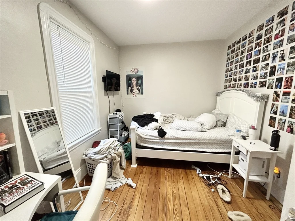 74 Marine Rd, South Boston