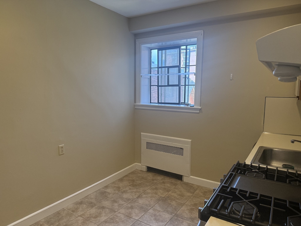 102 Sewall Ave, Coolidge Corner