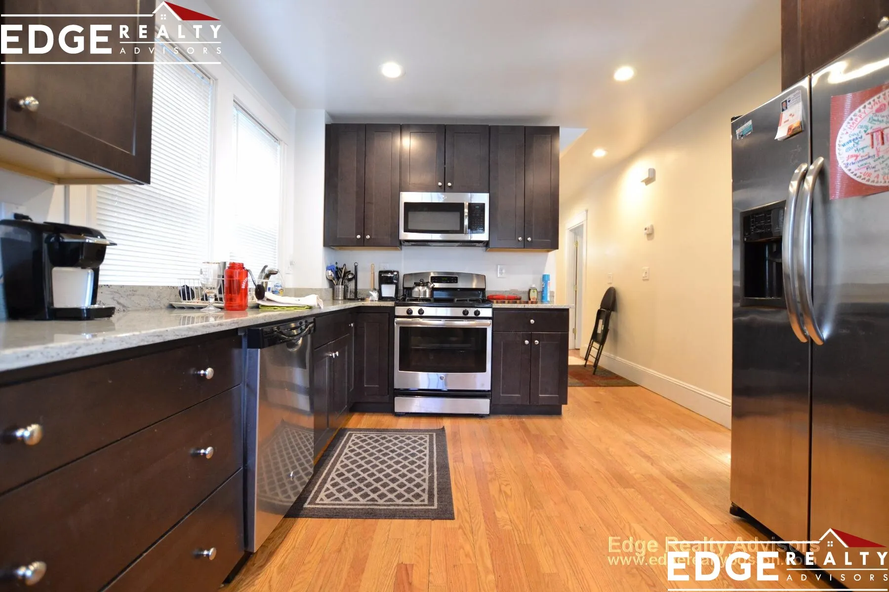 8 Sawyer Ter, Allston