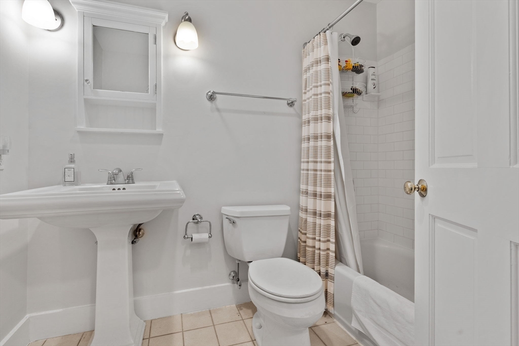 32 Yarmouth St, South End