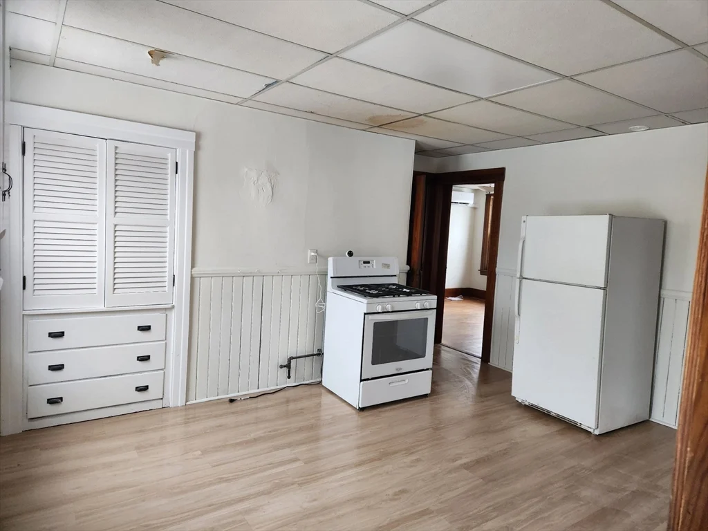 34 King Philip Rd, Worcester