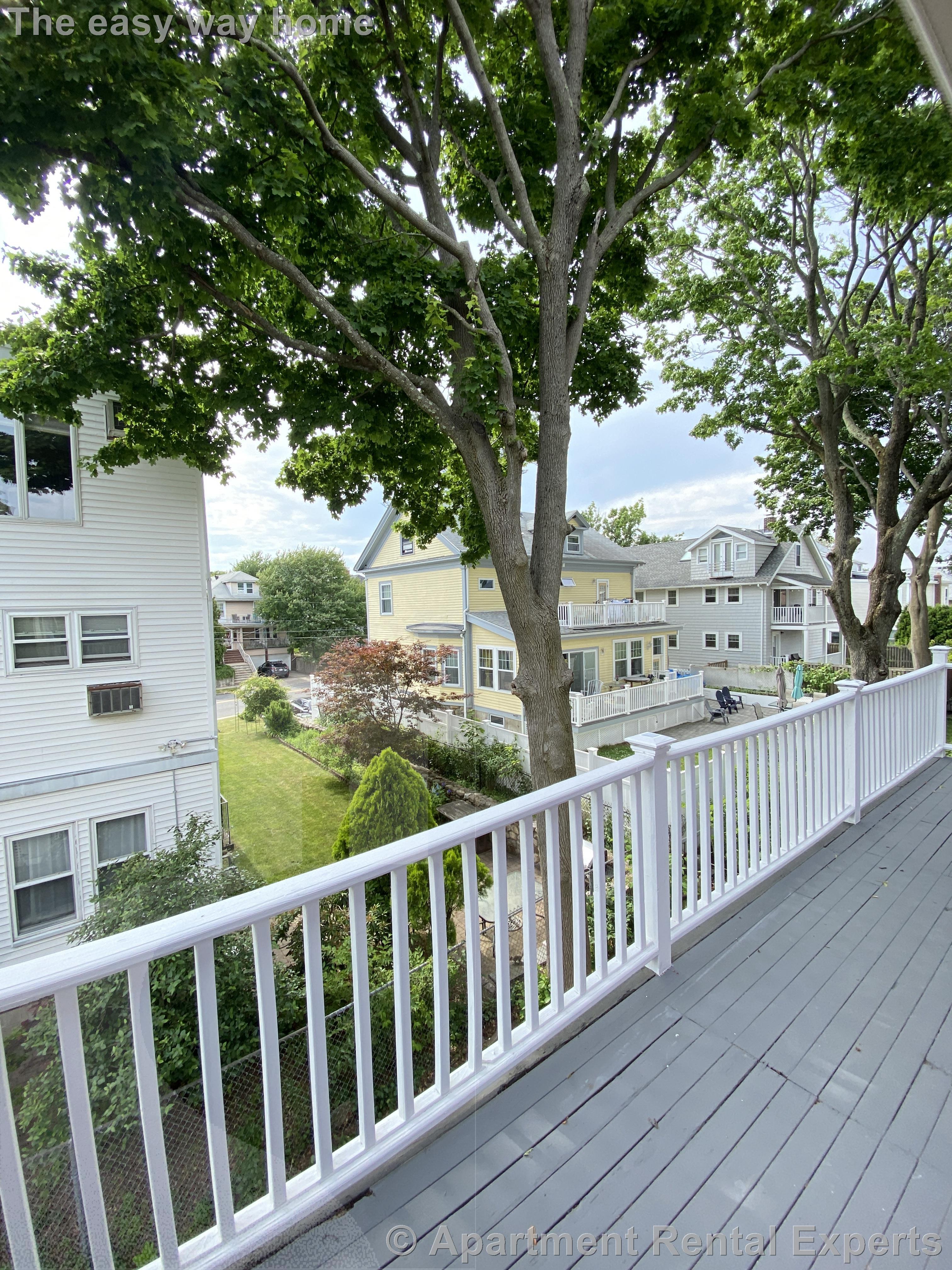 126 Winsor Ave, Watertown Center