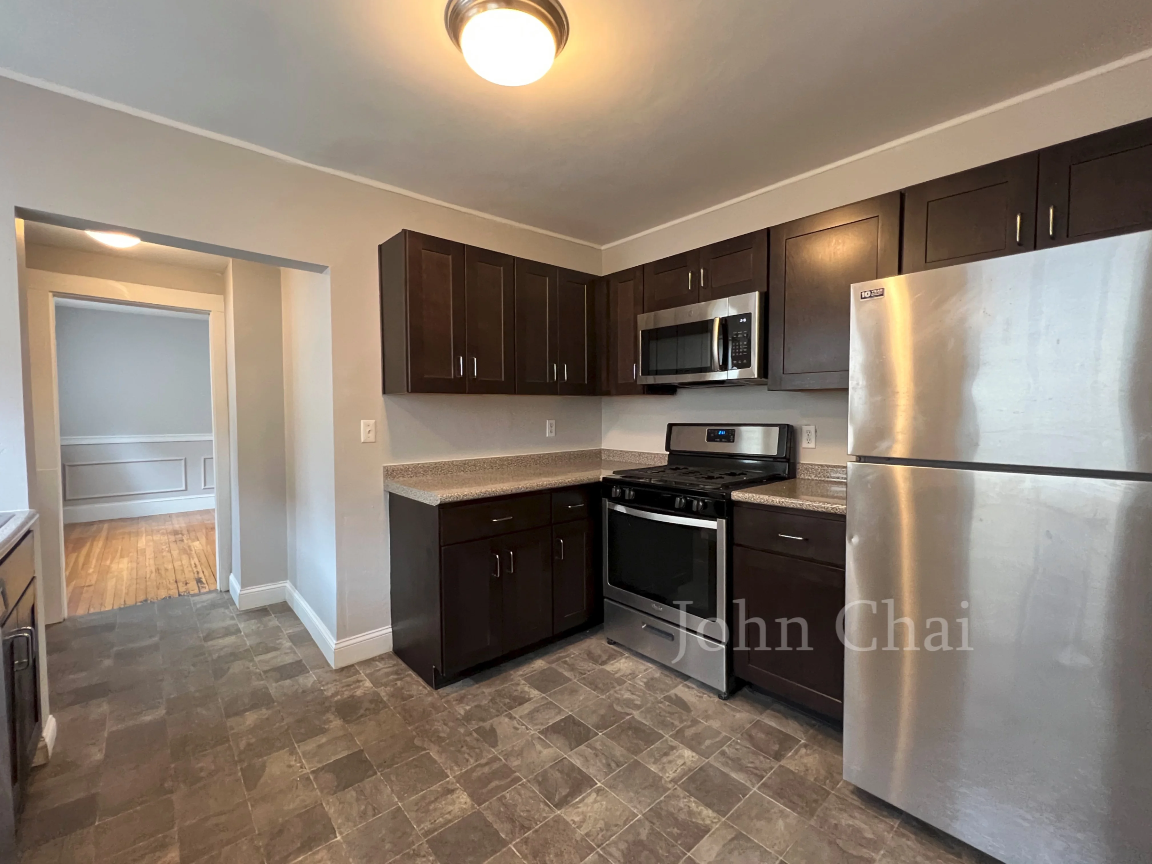 136 Arlington St, Oak Square