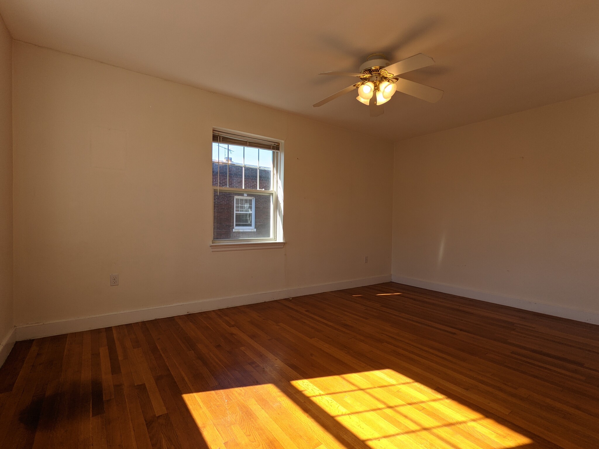 24 Fairbanks St, Brookline