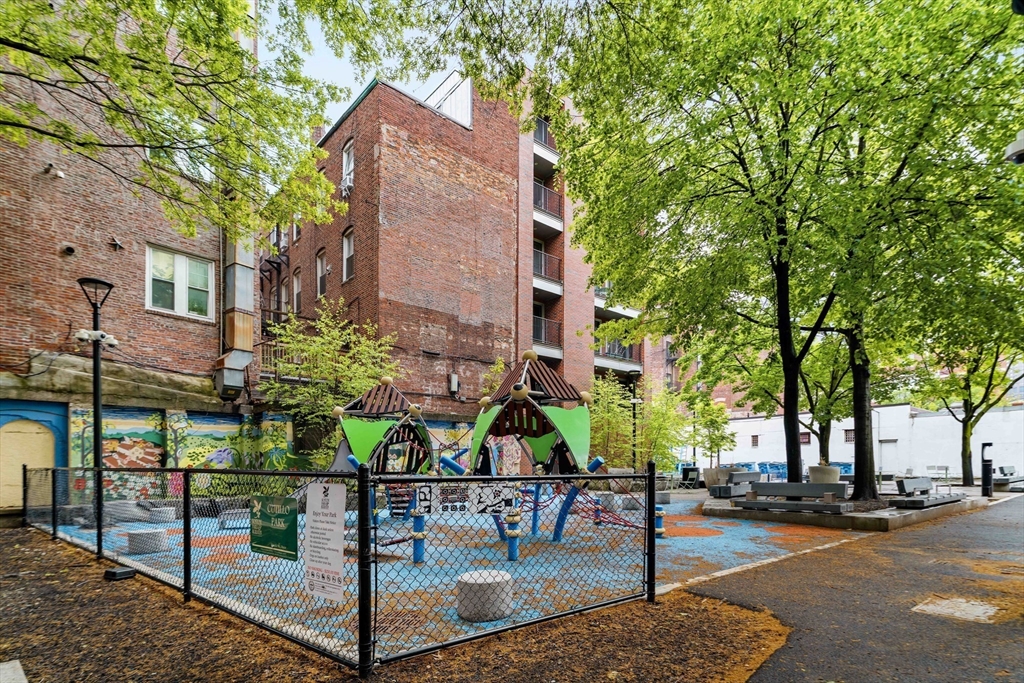 5 N Margin St, North End