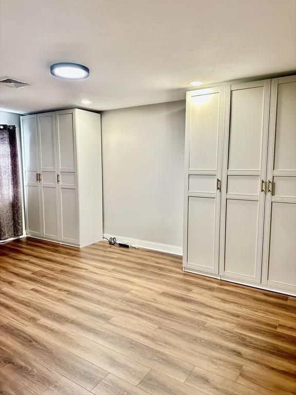 5 Mission Rd, Chelmsford