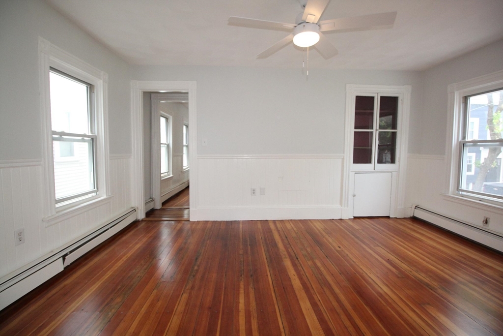 12 Albion Pl, Charlestown