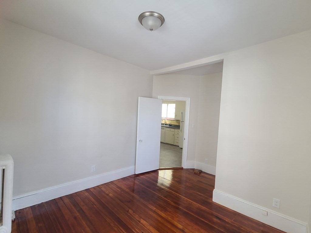 537 Beach St, Revere