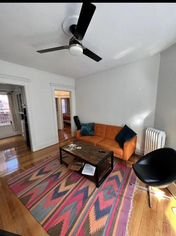 17 Grovenor Rd, Jamaica Plain