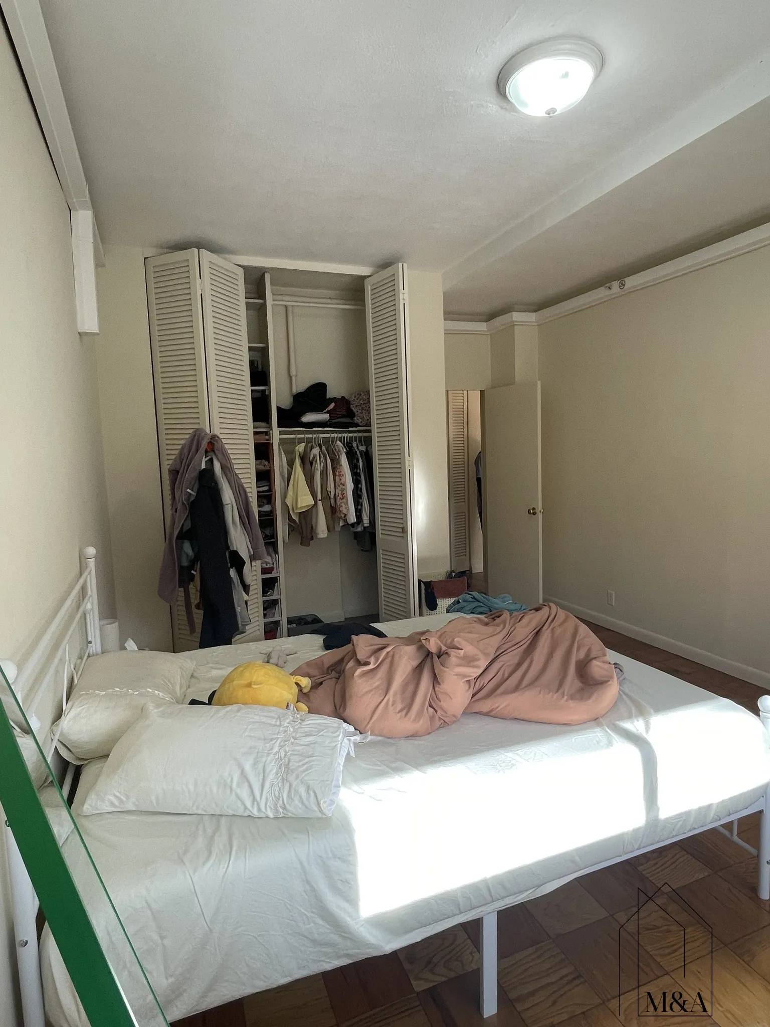 101 Monmouth St, Longwood