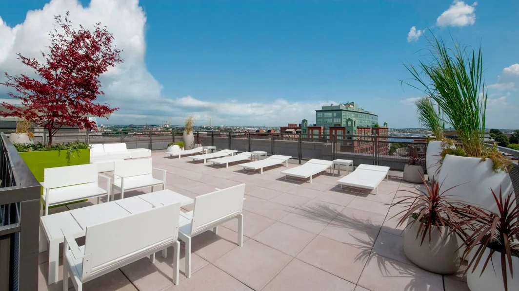 101 Canal St, West End