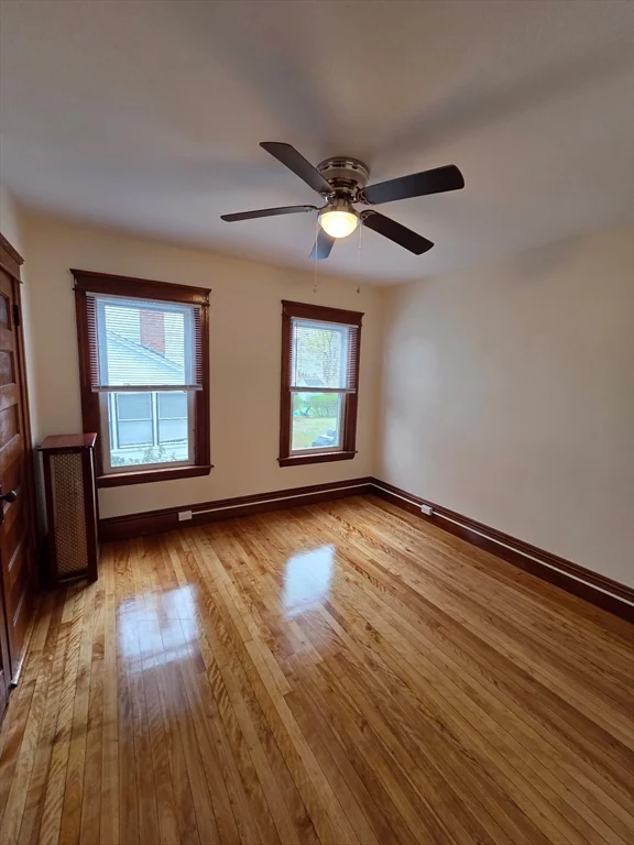 15 Berkmans St, West Side