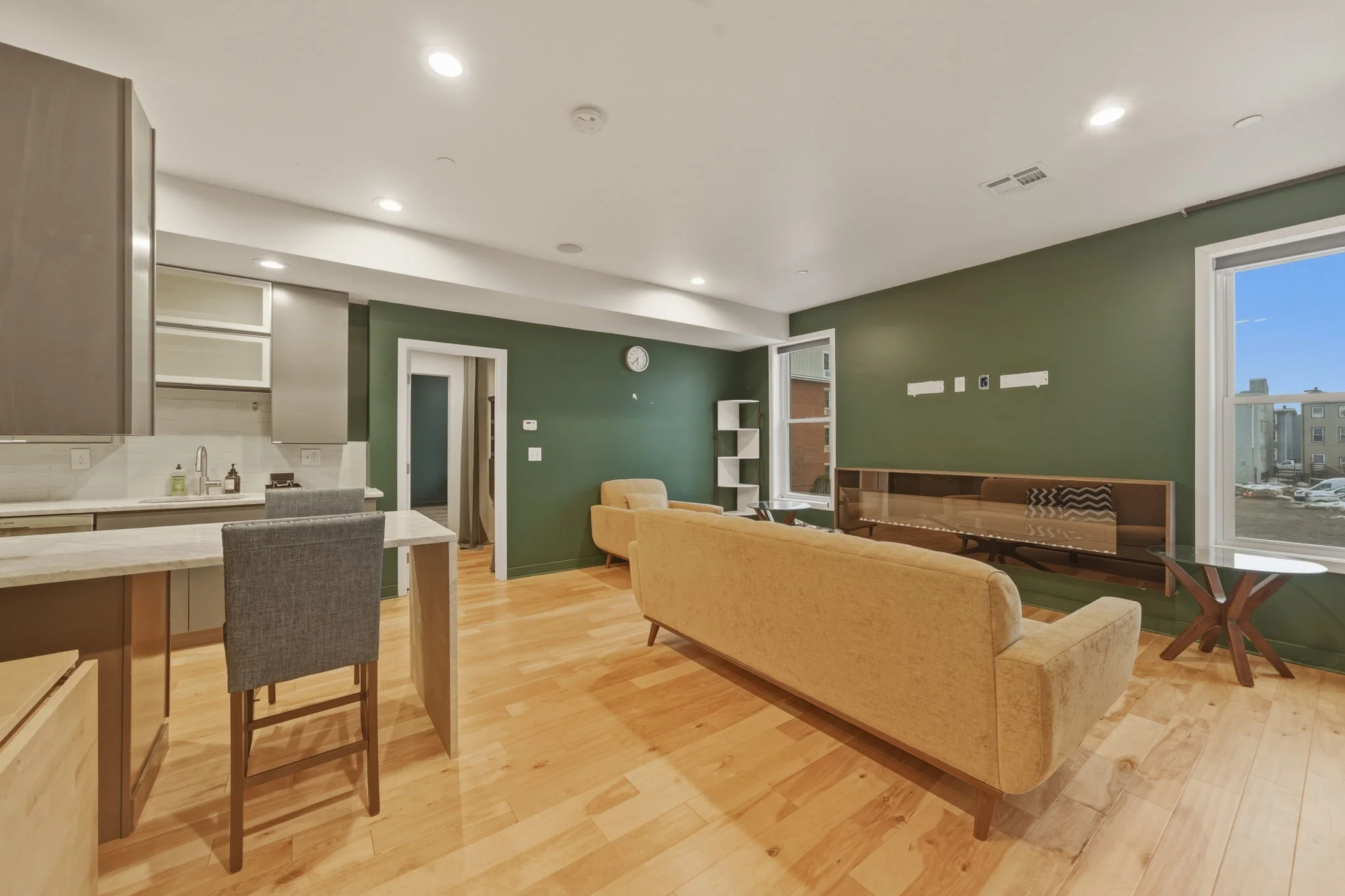 186 Paris St, East Boston