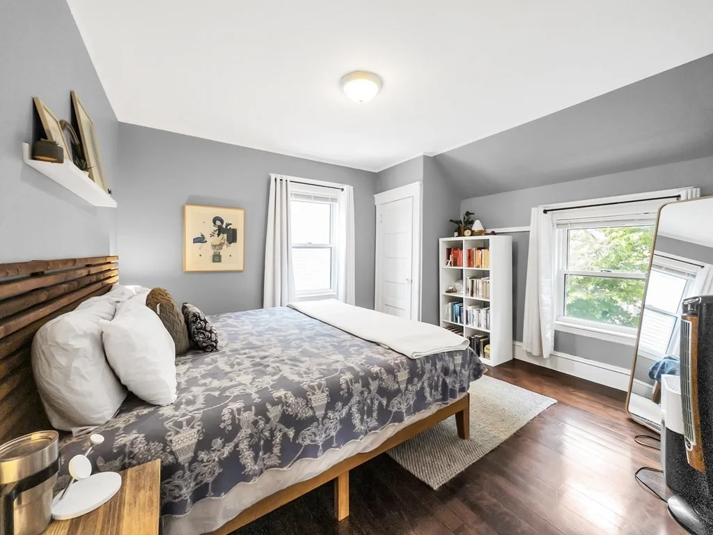 18 Alberta St, West Roxbury