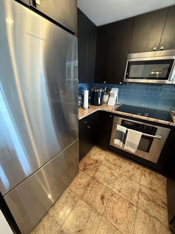 8 Museum Way, East Cambridge