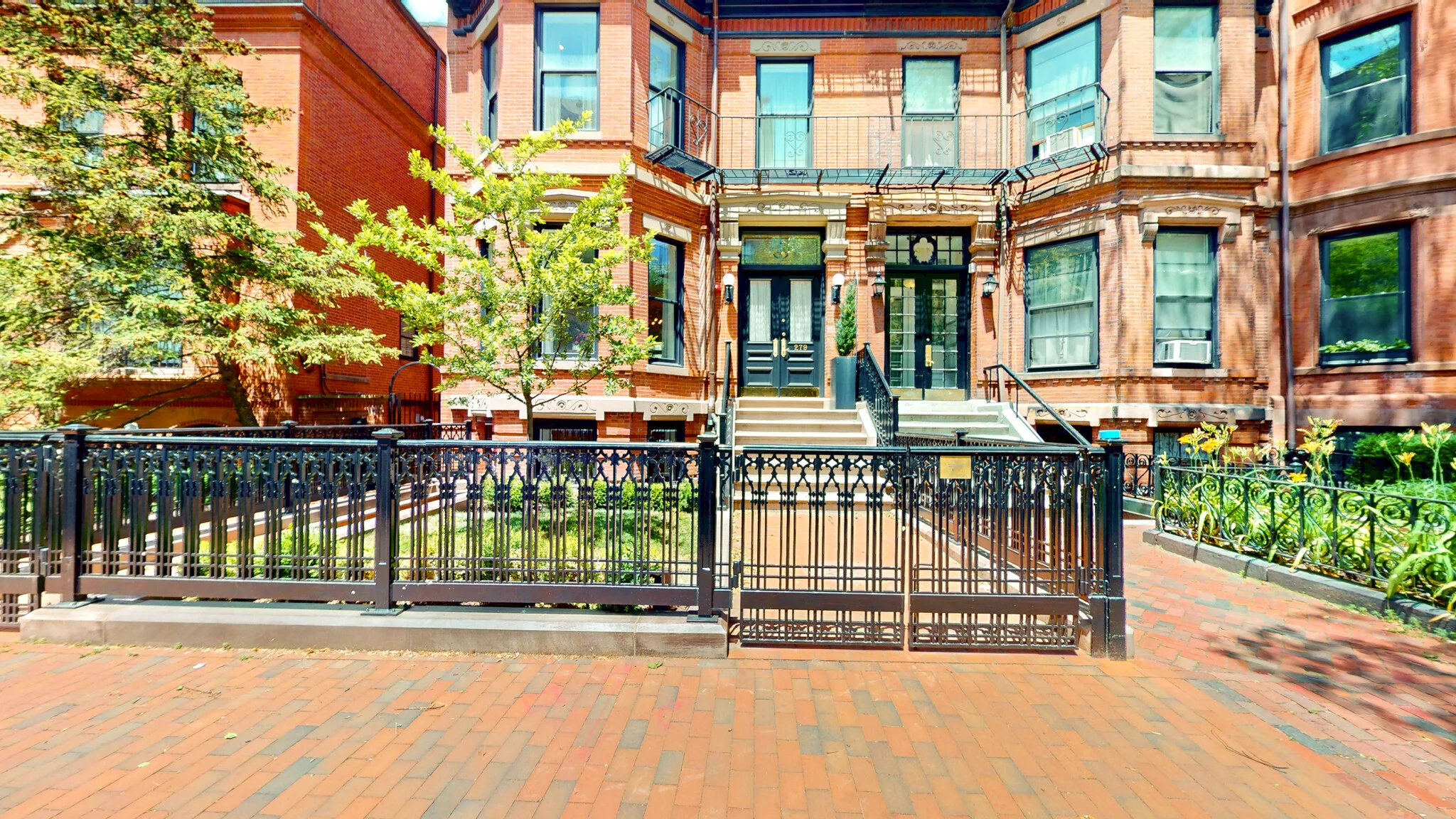 277 Marlborough St, Back Bay