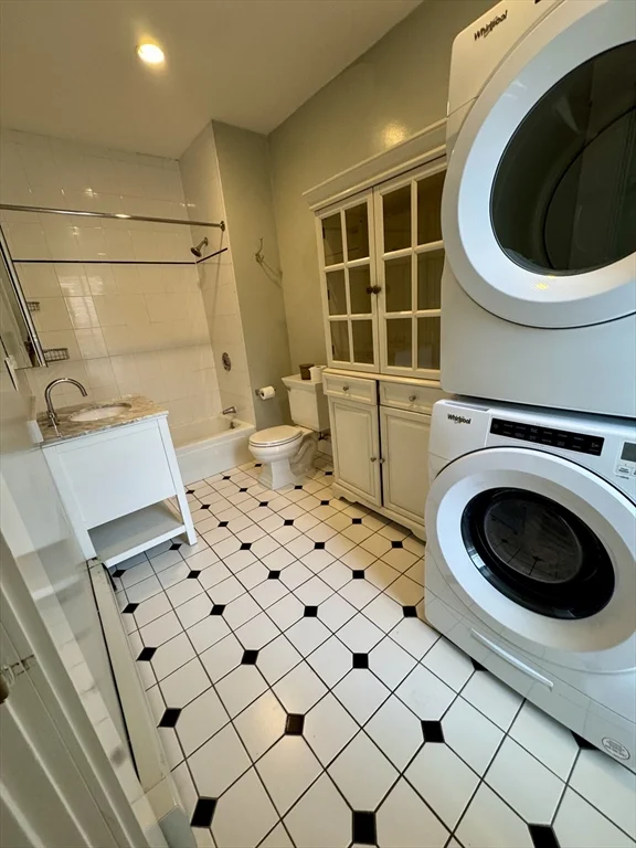 69 Rutland St, South End