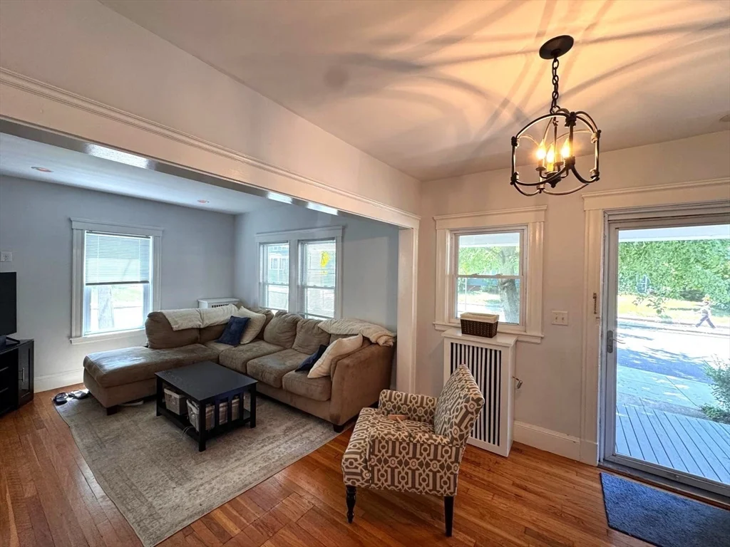 119 Warren St, Arlington