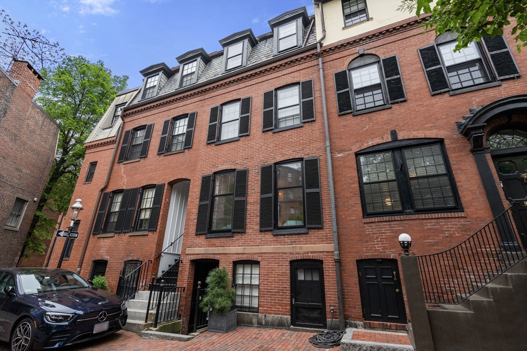 2 Mount Vernon Sq, Beacon Hill