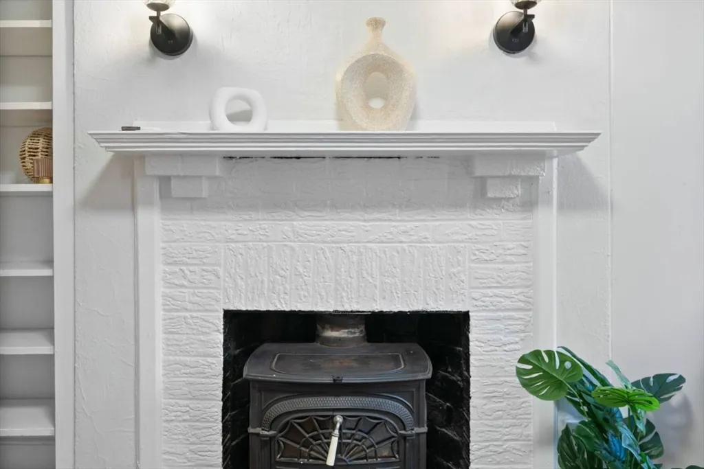 102 Revere St, Beacon Hill