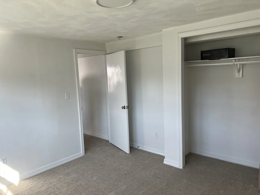 33 Central St, Winthrop