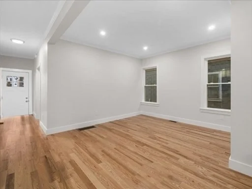 17 Cameron Ave, North Cambridge