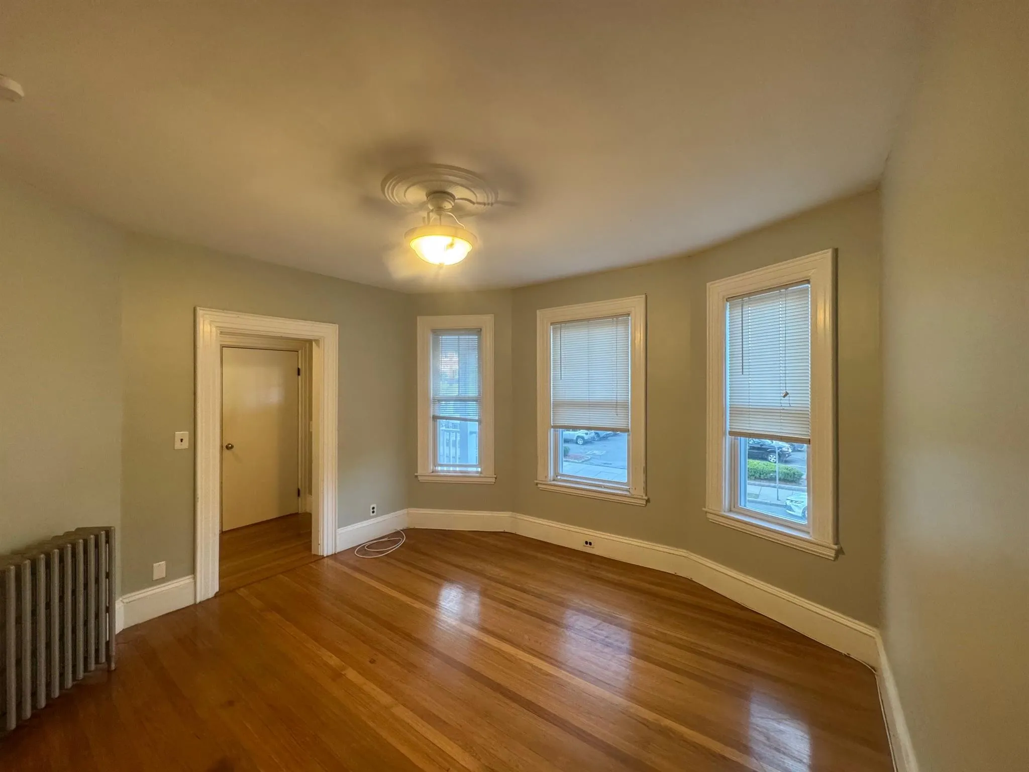 106 Highland Ave, Winter Hill