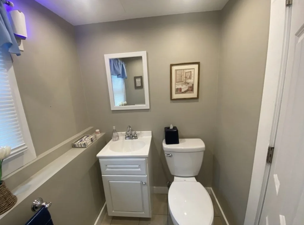 7 Cleveland Rd, Peabody