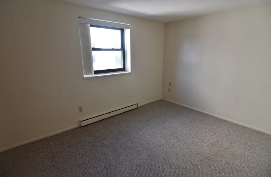 70 Jamaicaway, Jamaica Plain