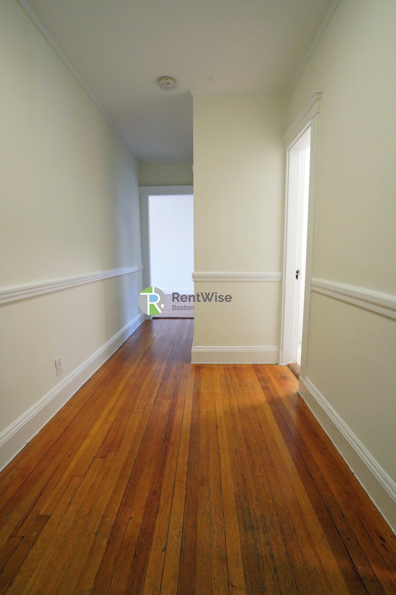 1848 Commonwealth Ave, Brighton