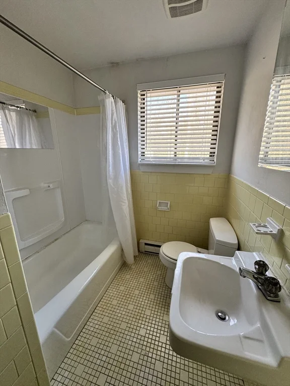 320 Elm St, Southbridge