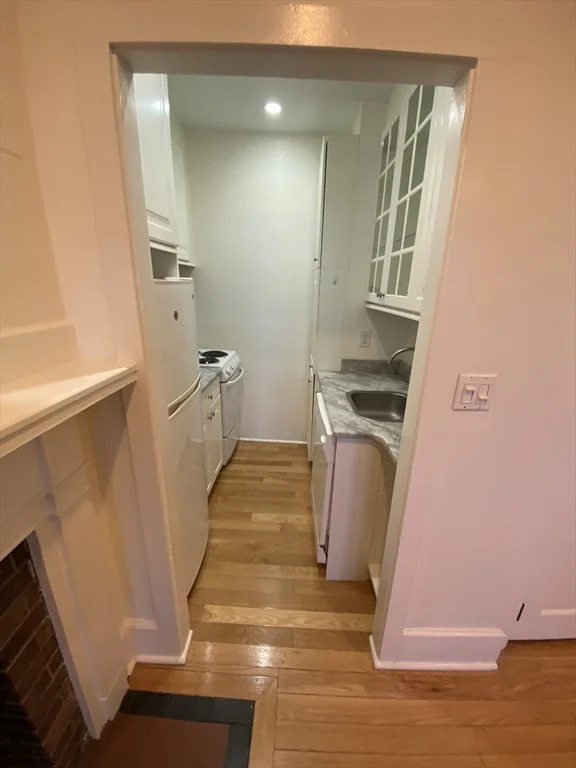 458 Beacon St, Back Bay