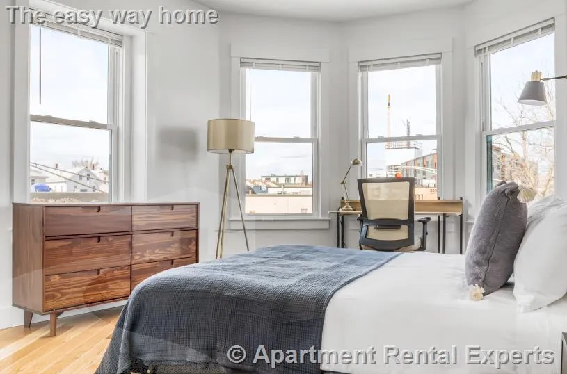 406 Columbia St, Central Square