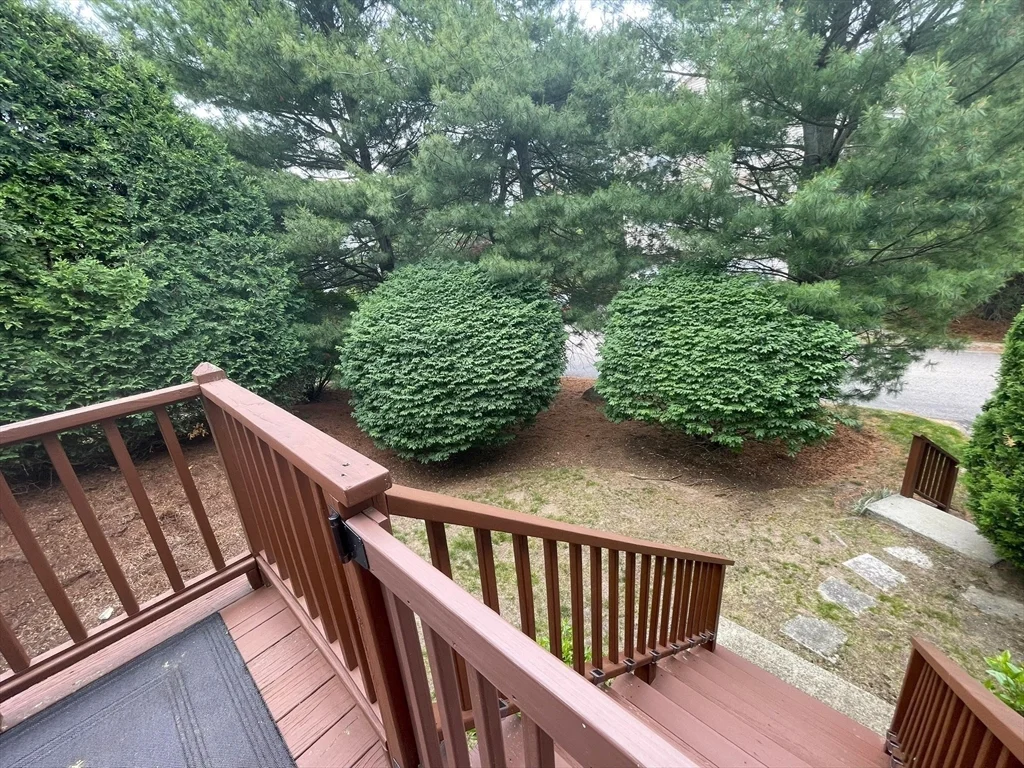 421 Captain Eames Cir, Ashland