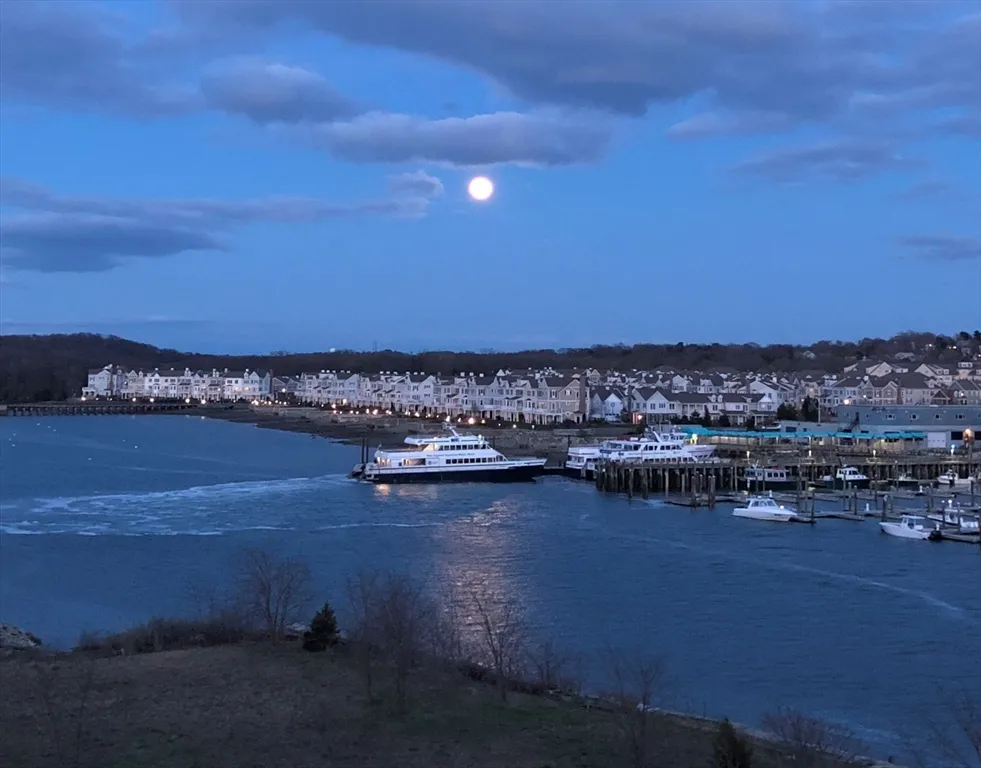 73 Broad Reach, Weymouth