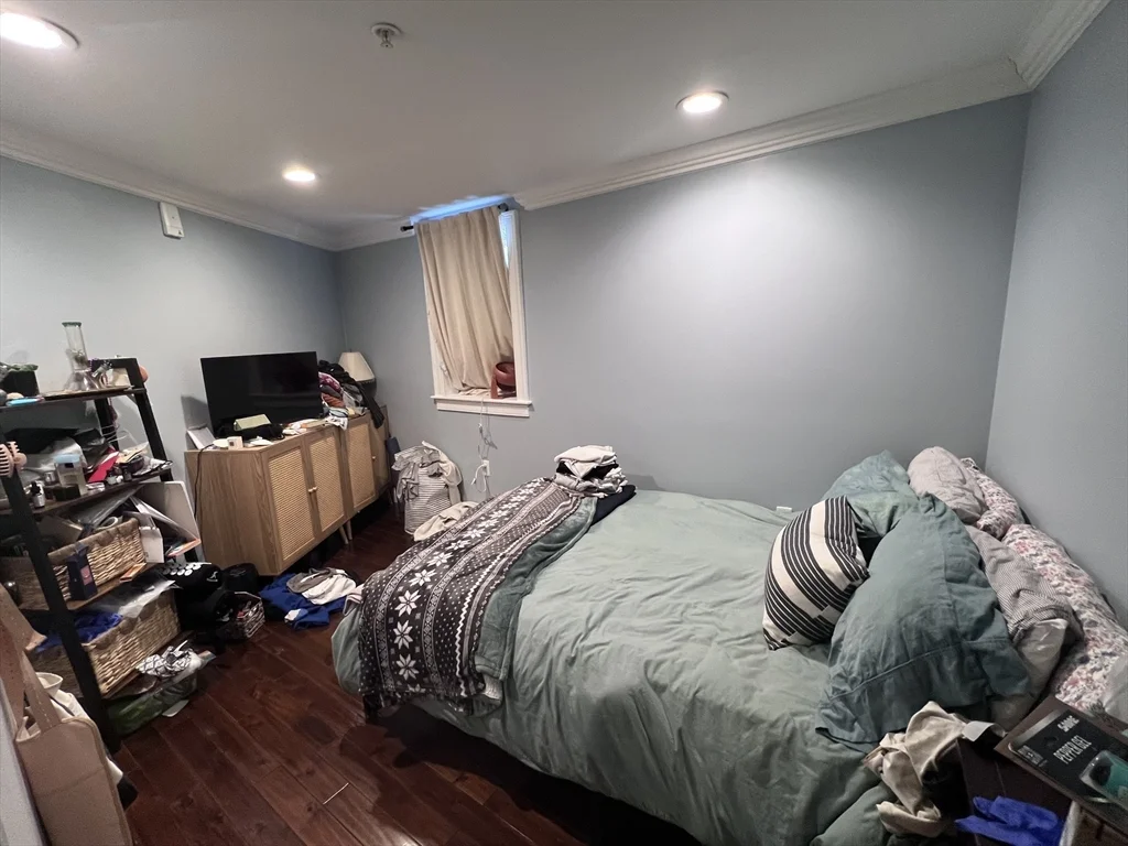 142 Centre St, Mission Hill