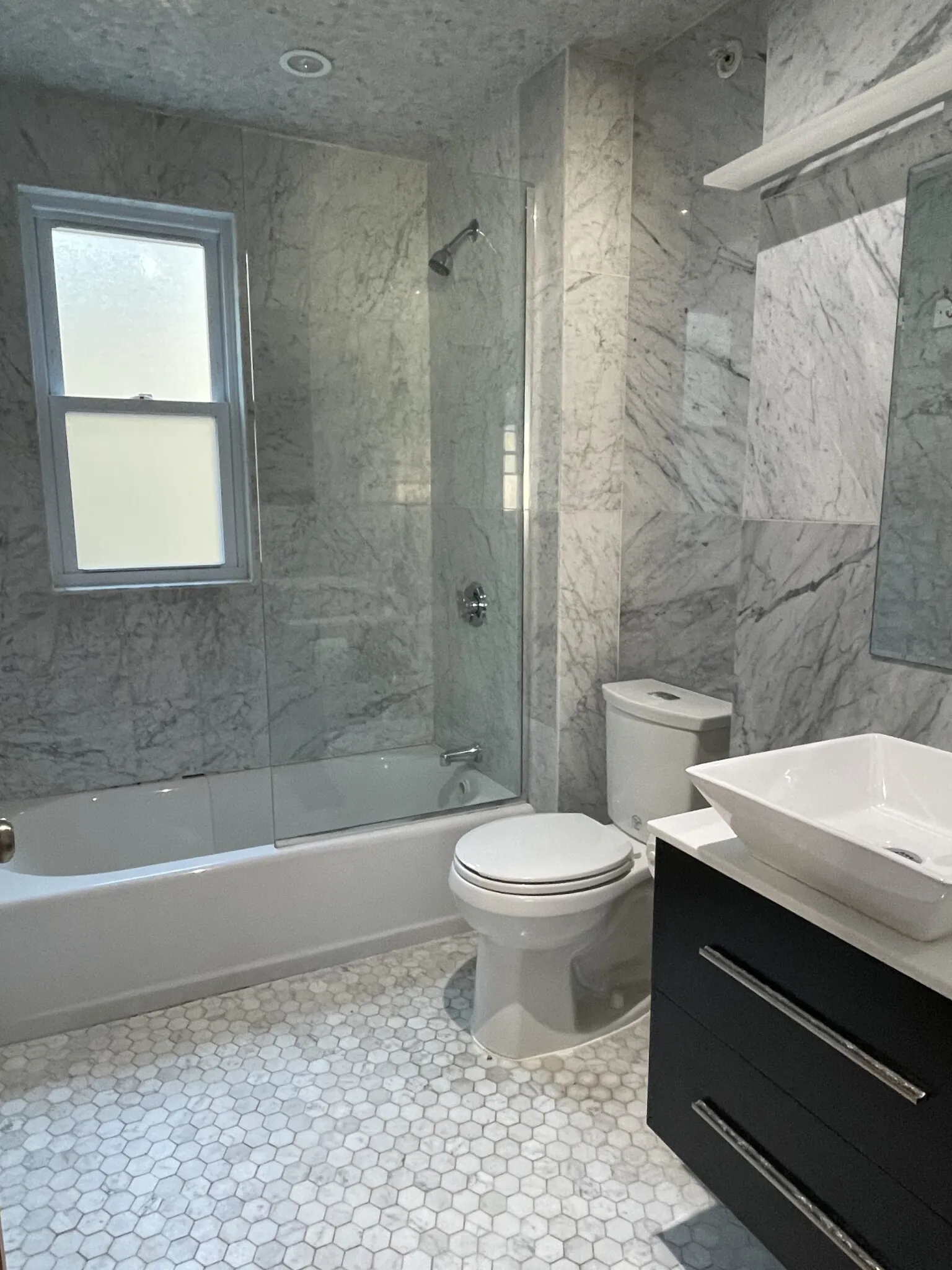 146 Columbia St, The Port