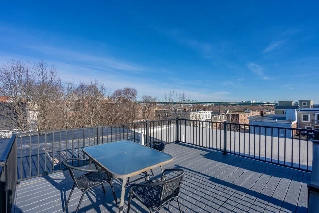 206 Bunker Hill St, Charlestown