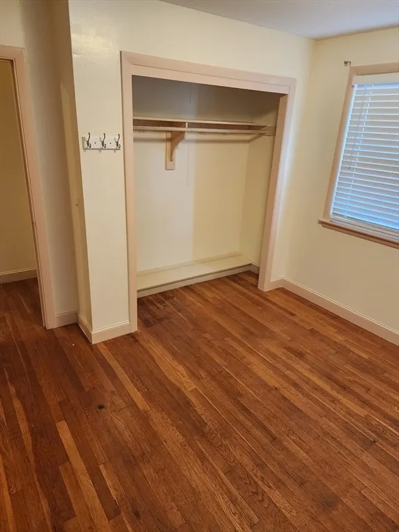 91 Whitcomb Dr, Lancaster