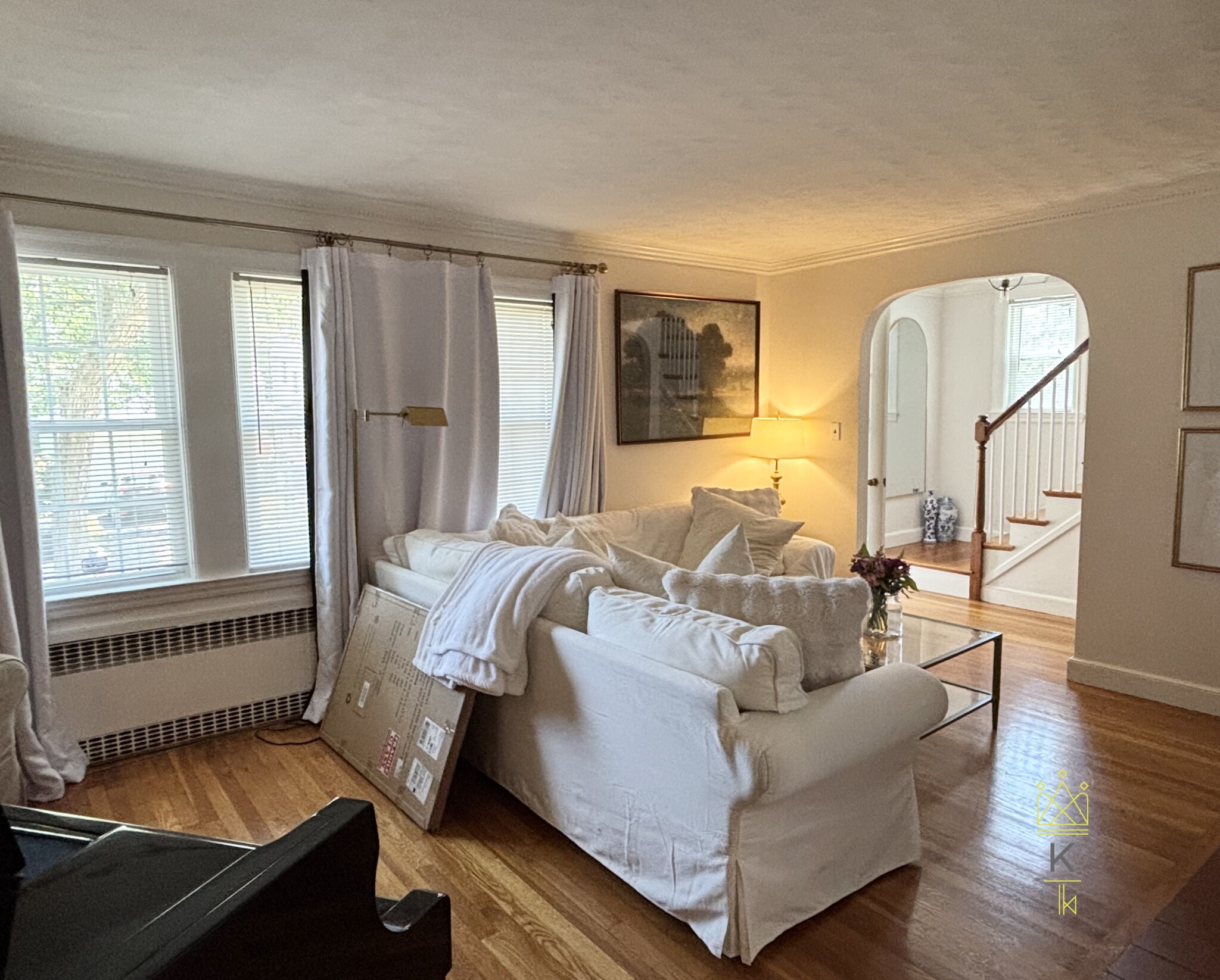 52 Hollywood Rd, West Roxbury