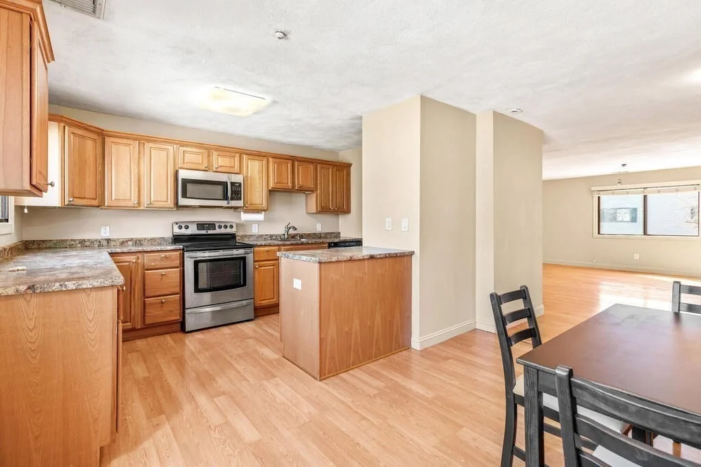 62 Crestview Dr, Malden