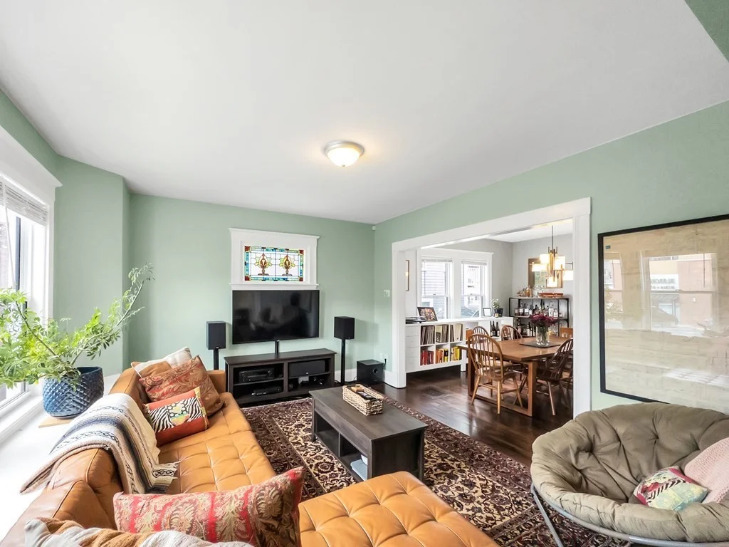 18 Alberta St, West Roxbury