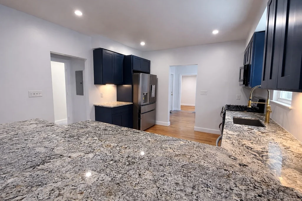 29 Catherine St, Roslindale