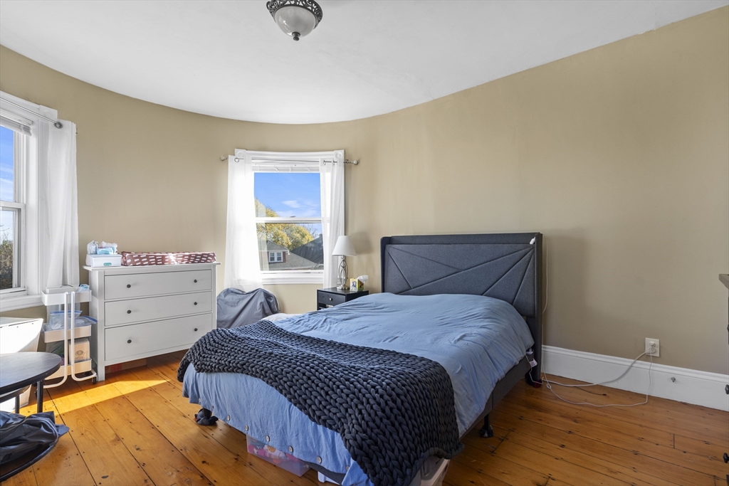 1551 Centre St, West Roxbury