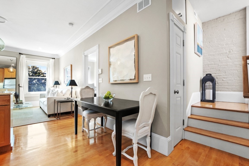 395 Marlborough St, Back Bay