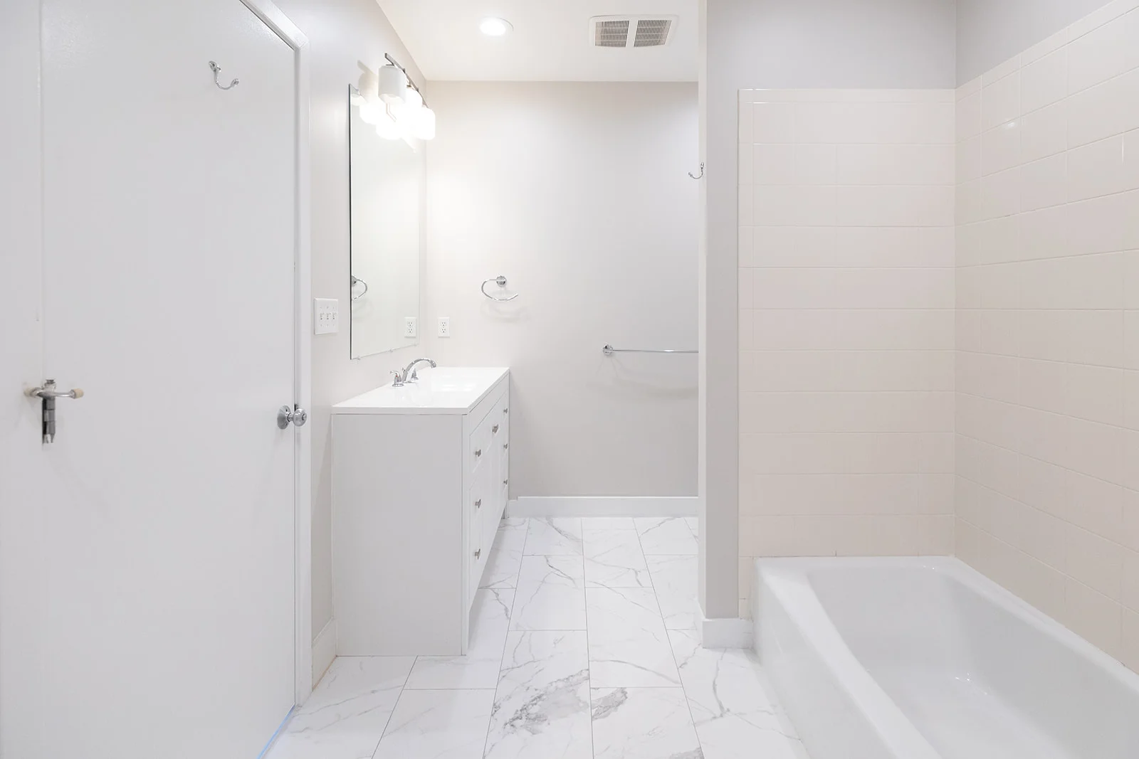 490 Harrison Ave, South End