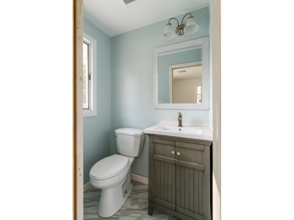 4 Arbetter, Framingham