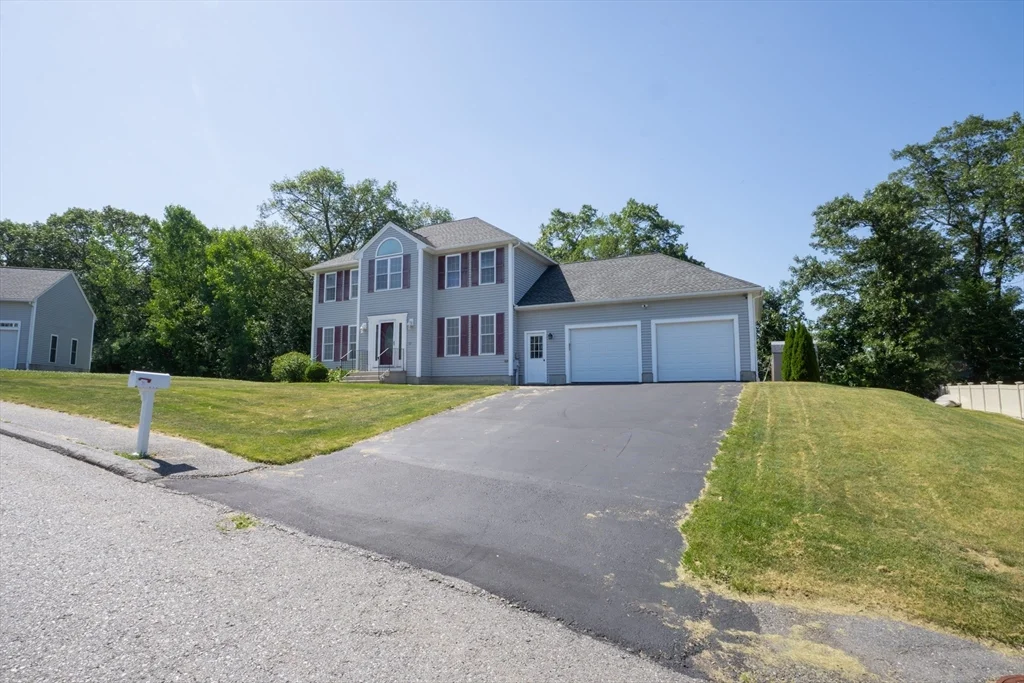 30 Briarcliff Dr, Auburn