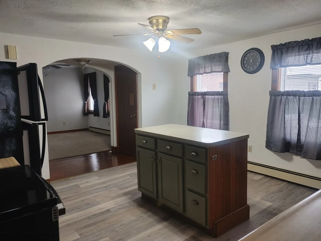 65 East St, North Attleboro