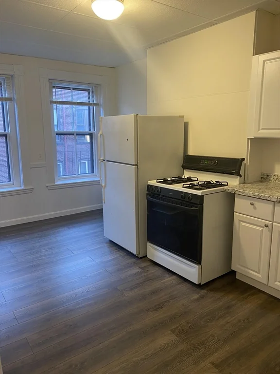 22 Isabella St, Back Bay